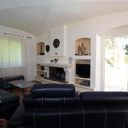 Saint-raphael Sleeps 6 Pool Vila Saint-Raphaël